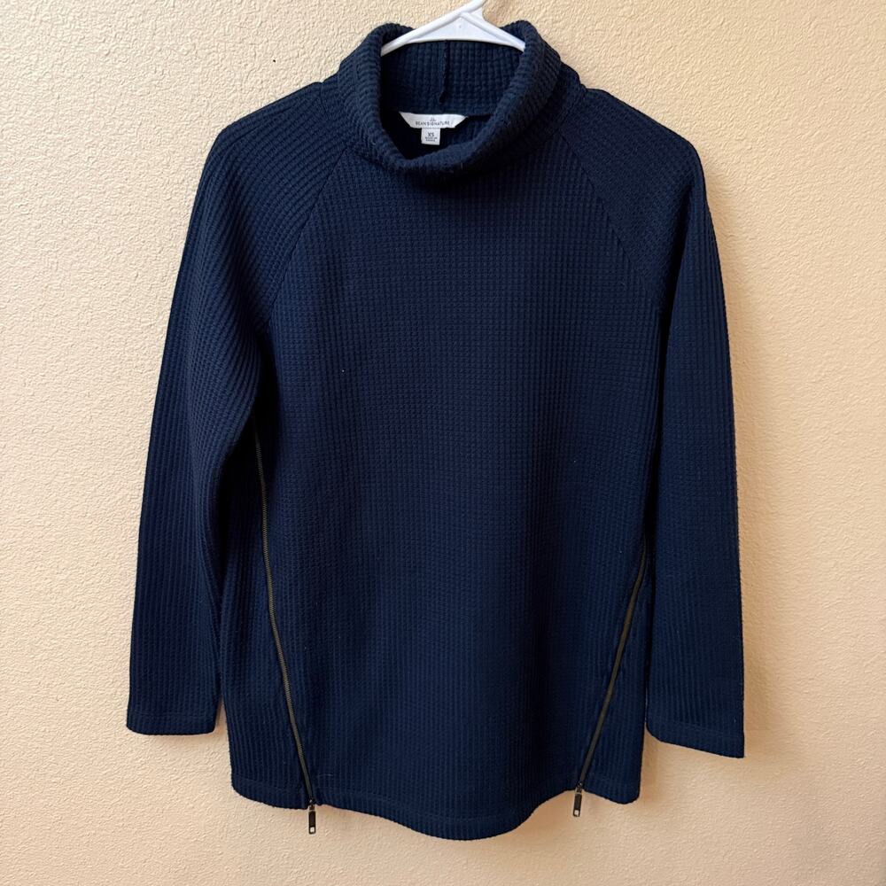 Bean Signature LL Bean Navy waffle thermal long sleeve diagonal  zippers XS